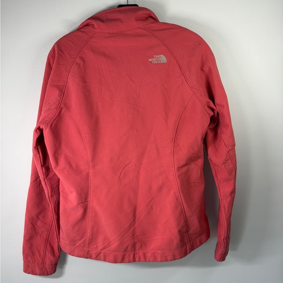The North Face Apex Bionic Soft Shell in Coral - Size M - Picture 5 of 8